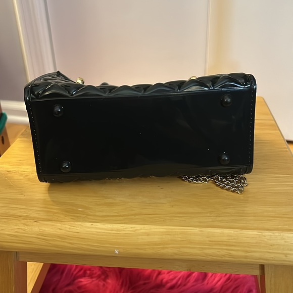 Black rubber/plastic mini bag with crossbody chain - Picture 6 of 10